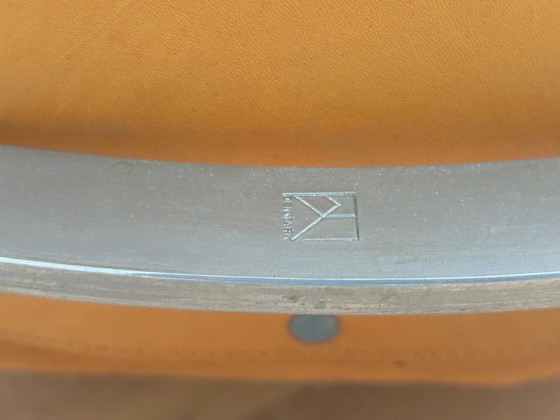 Image 1 of Autentiche sedie vintage PK22 di Poul Kjærholm - Patina cognac invecchiata