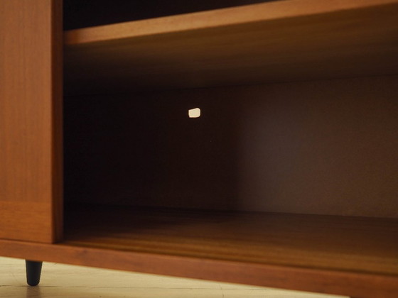 Image 1 of Teakhouten kast, Deens design, jaren 70, gemaakt in Denemarken.
