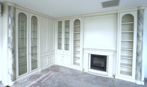 DUBAI STYLE - Armoire murale haut de gamme avec armoires, tiroirs, portes, sections ouvertes, cheminée et éclairage