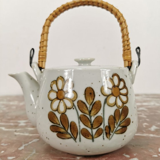 Image 1 of Vintage mid century theeservies. Theepotje en vier kommetjes. Keramiek