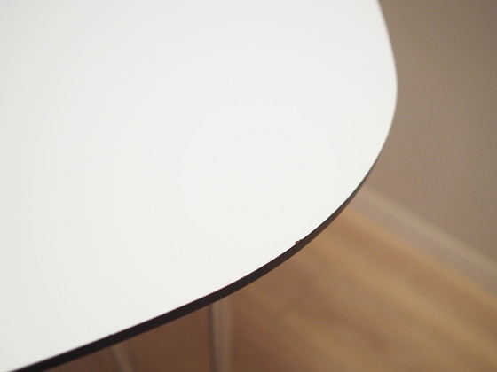 Image 1 of Tavolo bianco, design italiano, anni '90, produzione: Italia