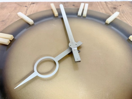 Image 1 of Horloge murale de bureau de style industriel, de Pragotron, années 1970