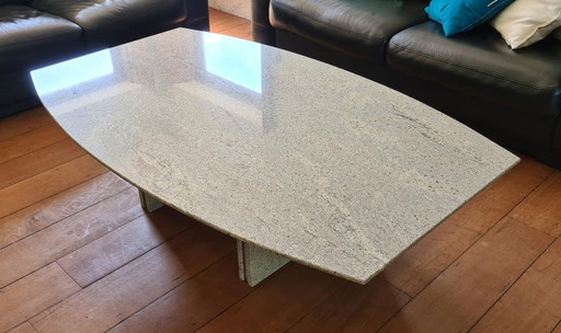 Granit Couchtisch in Kaschmir Weiß