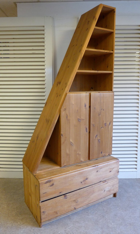 Image 1 of Mooie brutalistische grenen vintage kast