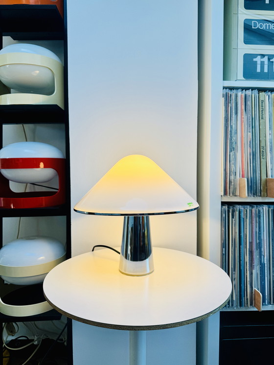 Image 1 of Lampe de table vintage Harvey Guzzini Elpis Mushroom - Mid-Century Modern Italian Design (1968-1982)