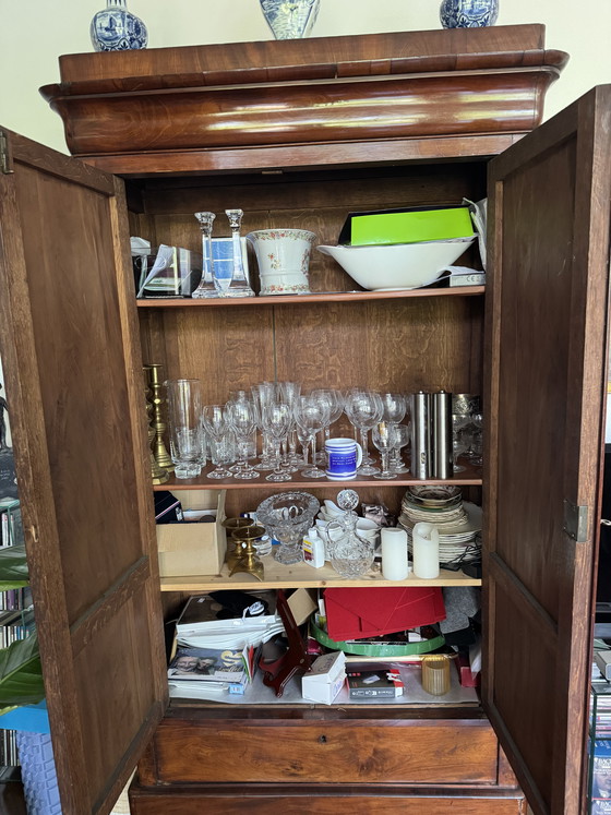 Image 1 of Hermoso armario antiguo