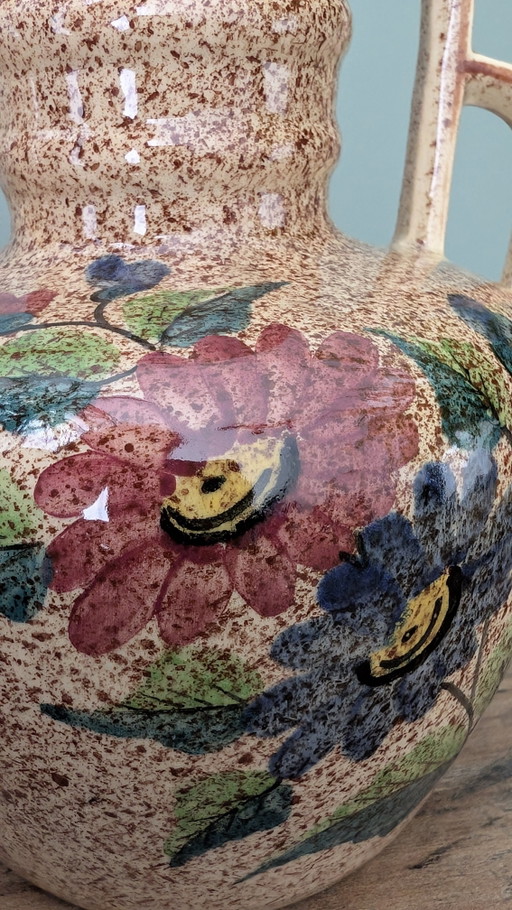 Belgische, handbemalte Ziervase mit vier Henkeln – Modell 895 – ca. 1940–1960