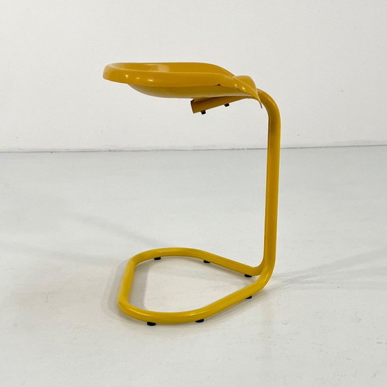 Gelber Tractor Hocker von Rodney Kinsman für Bieffeplast, 1970er – Metall, Kunststoff (photo 5 of 11)