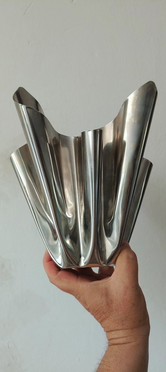 Image 1 of Vaso a tulipano Martin Brühl, design olandese moderno, bordo in acciaio inossidabile
