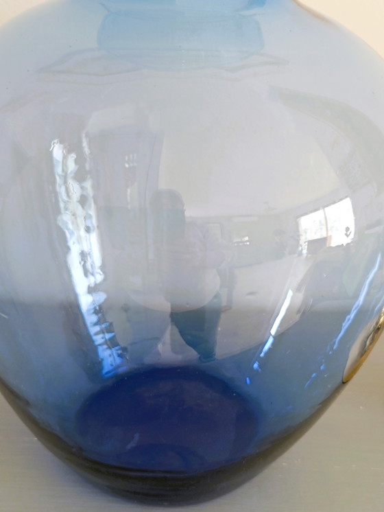 Image 1 of Grande vaso di vetro blu