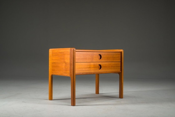 Image 1 of Deens Teakhouten Model VM202 Nachtkastje toegeschreven aan Vildbjerg Møbelfabrik, jaren 60