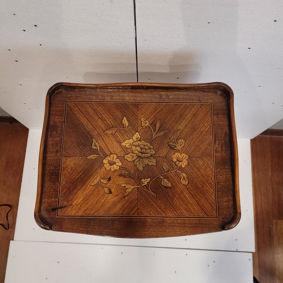 Image 1 of Mesa auxiliar trampantojo libros, estilo Napoleón III, madera y taracea, f. s. XIX - Francia 