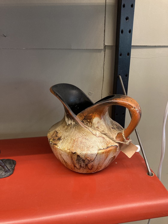 Image 1 of Sistema de pared de color con bonitos estantes curvados