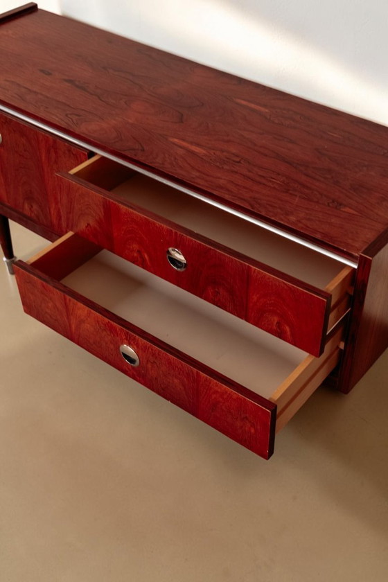 Vintage Dressoir Jaren 60 Van Palissander Fineer Met Chromen Greepjes – Wood (photo 5 of 10)