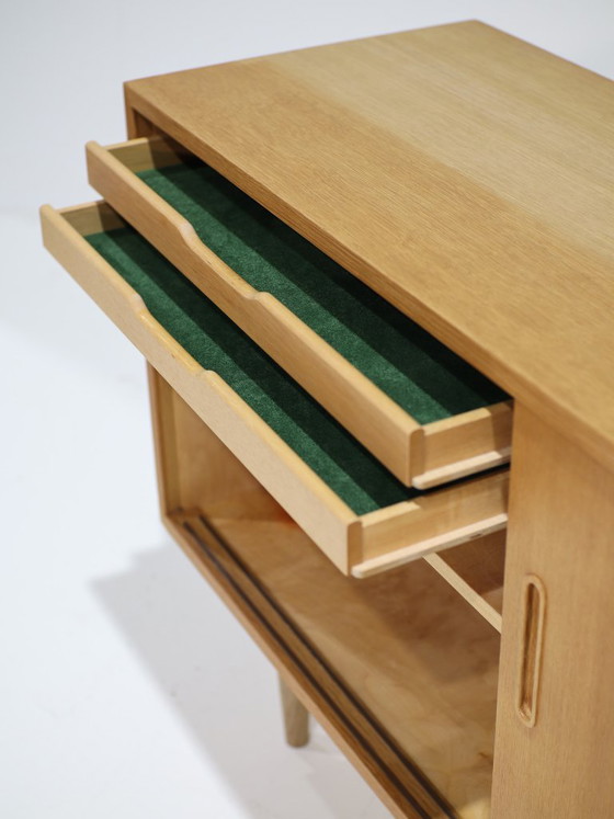Credenze Carlo Jensen Hundevad rovere danese anni '60, Hundevad (Poul), Legno, Marrone, Mid Century Modern (foto 8 di 15)