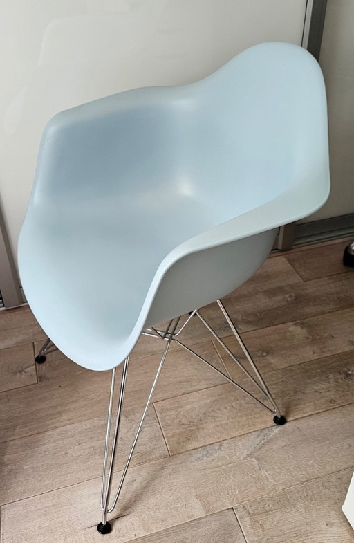 Vitra Chair Eames DAR - ice grey