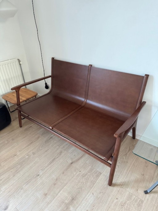 Zweisitzer-Sofa. Marke: Rén Lounge Chair von Stellar Works