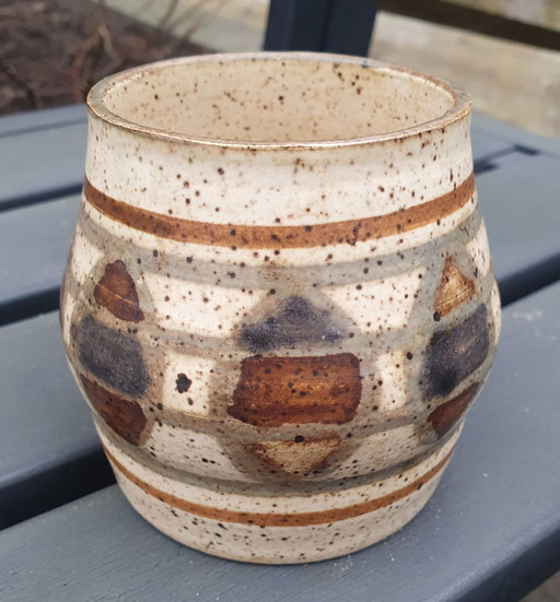 Vintage flower pot