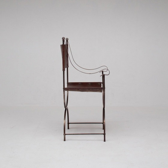 Image 1 of Een paar leren stoelen van Maison Jansen, Frankrijk, jaren 1950.