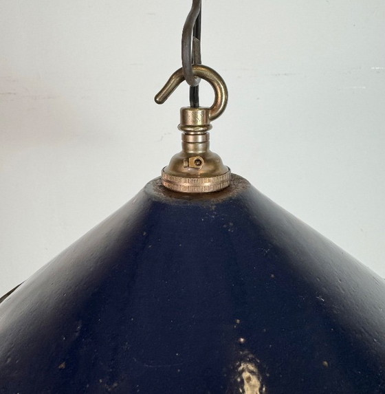 Image 1 of Lampada a sospensione industriale in smalto blu scuro, stile britannico, anni '50