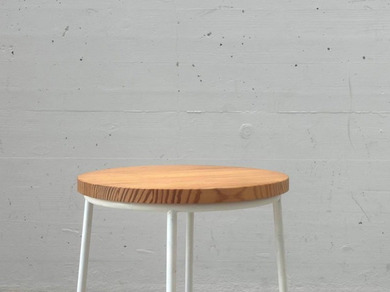 Elegante sgabello in legno e metallo di Søstrene Grene – Sgabelli, Wood (photo 3 of 8)