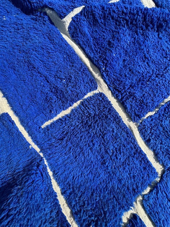 Image 1 of Marokkaans blauw Beni Mrirt tapijt 300x340 cm - Handgemaakt wollen tapijt, blauw geometrisch vloerkleed
