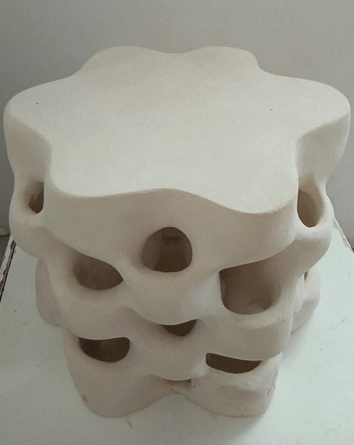 Table sculpture, modèle Pedrera – bijzettafels, Ceramic (photo 2 of 5)