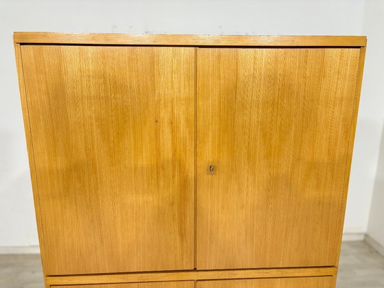 Image 1 of linnenkast uit de jaren 60 / vintage kledingkast / kledingkast in mid-century stijl