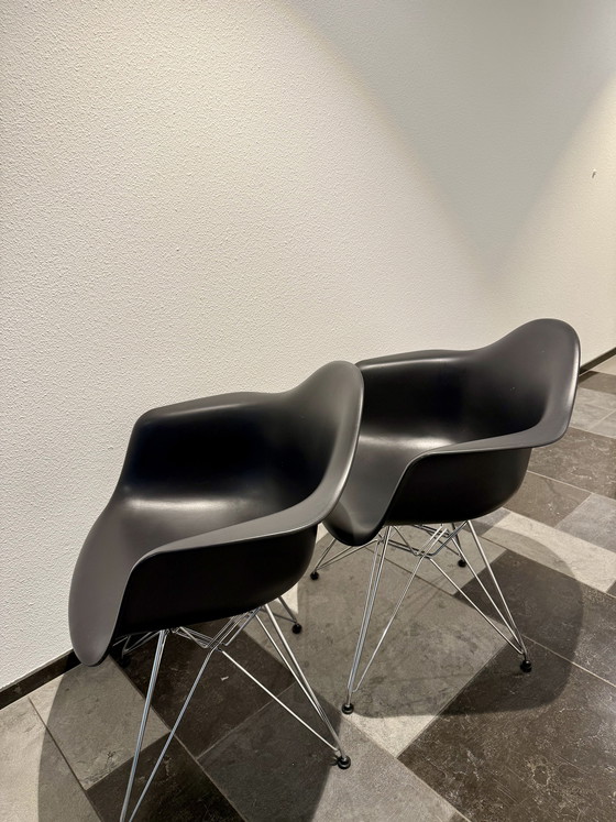 Image 1 of 2x Vitra Eames DAR