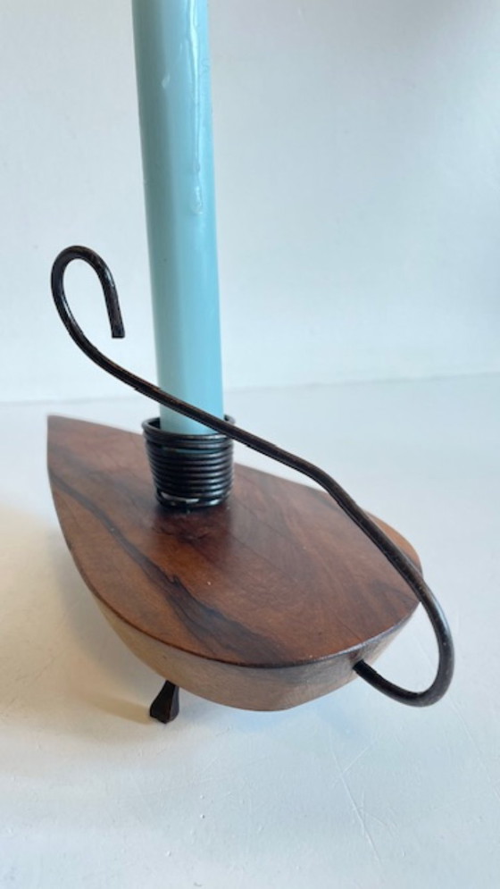 Image 1 of Brutalistische olijfhouten kaarsenhouder vintage