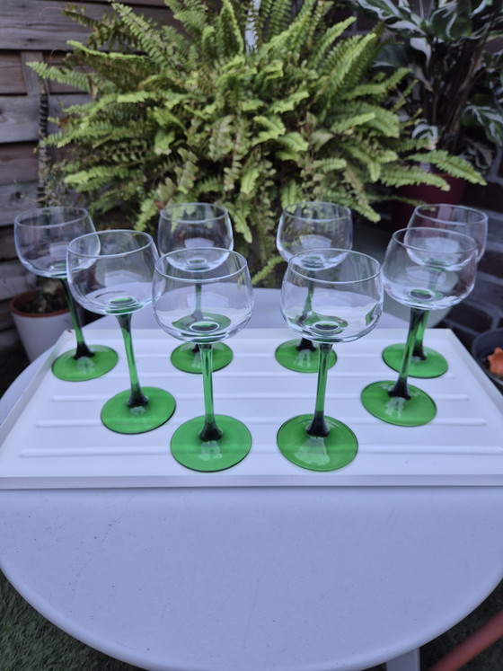 Ensemble de 8 verres à vin Luminarc Vintage à pieds verts – Verres et carafes, Glass (photo 13 of 15)