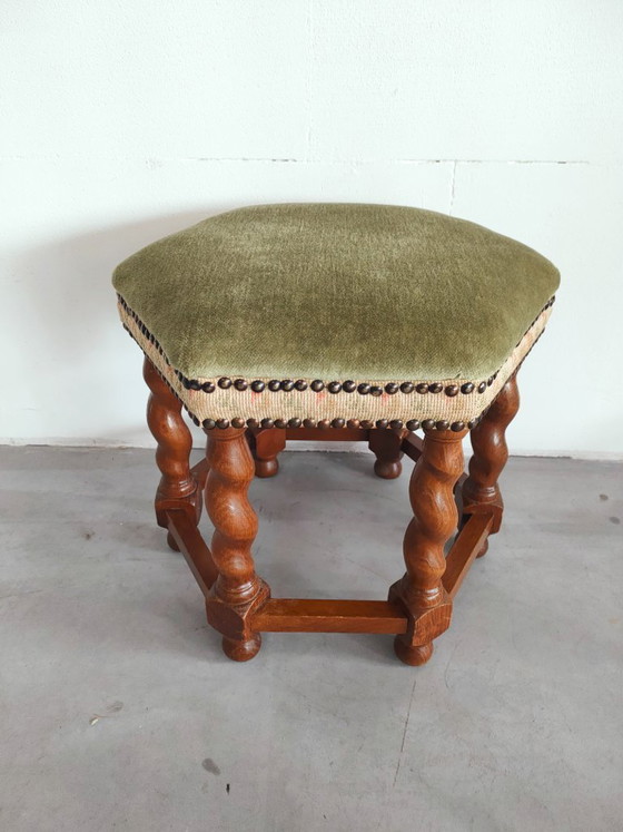 Image 1 of Typisch vintage/antiek eiken Deens hexagon krukje/voetenbankje 