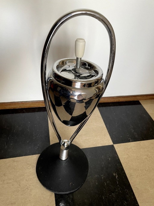 Vintage Metawa ashtray on spring base