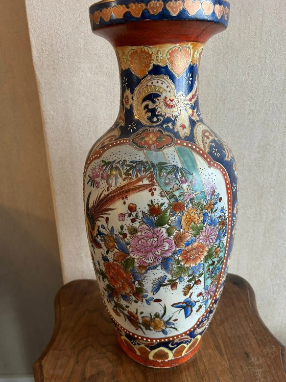 Image 1 of Large hand-painted Chinese Jingdezhen vase – 45cm – bird & flower motif