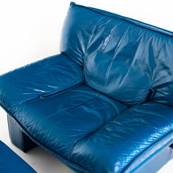 Poltrona e pouf vintage in pelle blu di Nicoletti Salotti - Italia anni '80 – Avanti - Italia, Poltrone (photo 16 of 21)