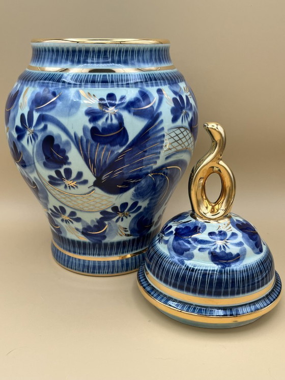 Image 1 of H. Bequet, Jarrón de jengibre, Azul vibrante con detalles dorados, Espectacular