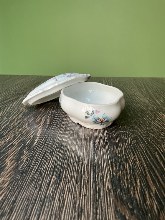 Image 1 of Caja de porcelana para guardar objetos pequeños