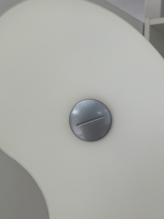 Lámpara de pie orbital blanca con regulador de intensidad. – Foscarini, Lámparas de pie, Aluminium, Glass (photo 3 of 5)