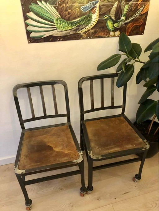 Metalen Stoel Heerenhuis (Metal Chair)