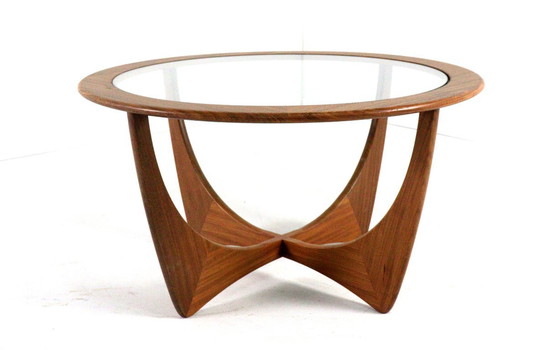 Image 1 of Table basse ronde G-Plan Astro Vintage 'Ludlow'