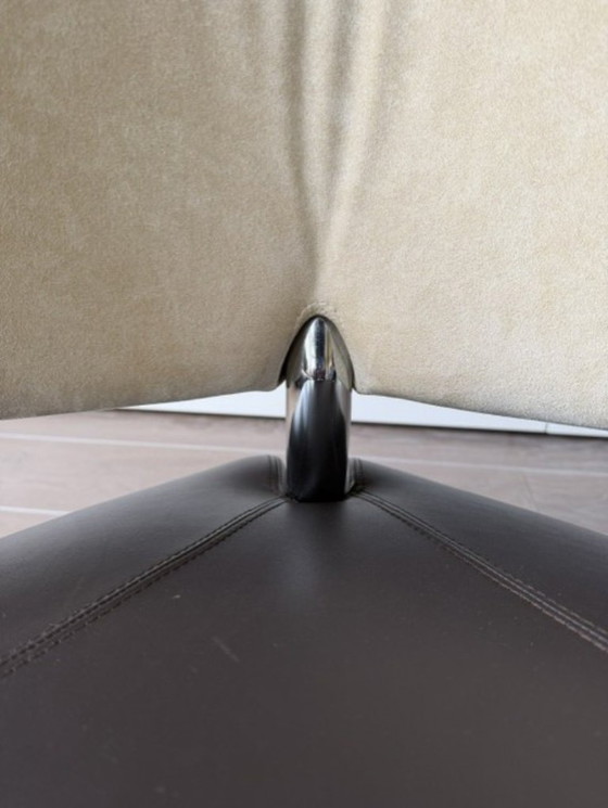 2x Pallone brown leather and cream alcantara – Leolux, Armchairs, Chrome (photo 5 of 7)