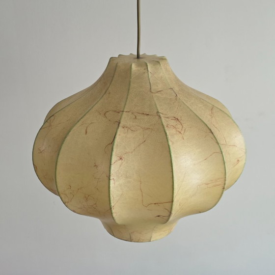 Image 1 of Vintage Cocoon Pendant Lamp by Goldkant – Germany 1970s – Rare shape – diameter 42 cm – E27 – Sculptural Space Age Lamp
