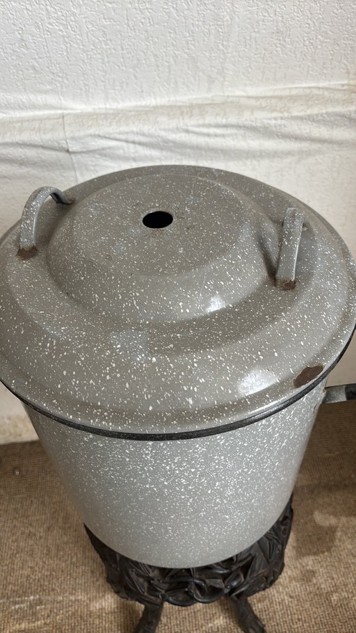 Emaille Large Cooking Pot