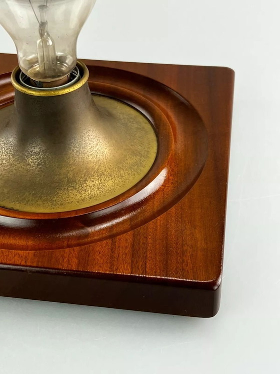 Image 1 of Lámpara de pared de los años 60 y 70, lámpara de madera y metal, diseño de la era espacial.