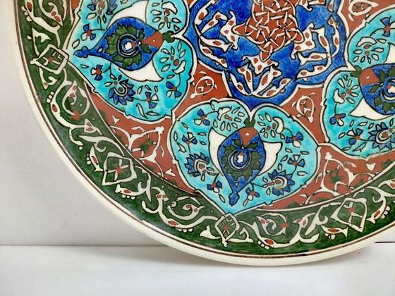 Piatto da parete in ceramica turca, Kütahya (Özen Çini) Vintage anni '70 – Decorazioni murali (photo 8 of 13)