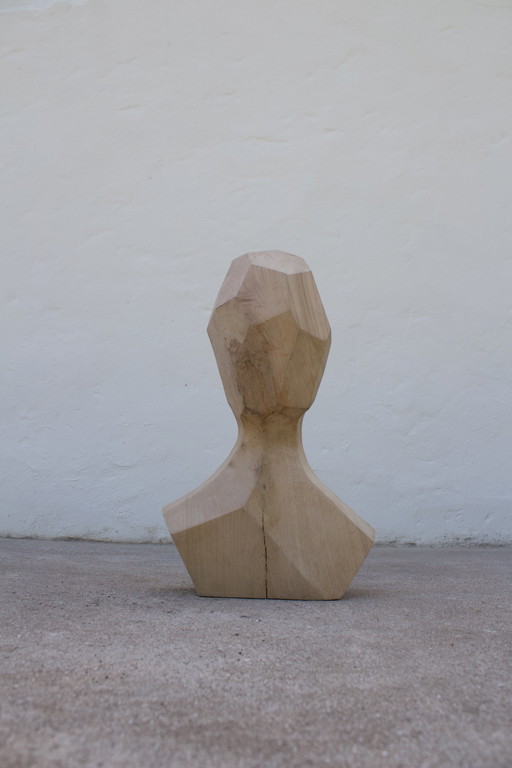 Busto XII
