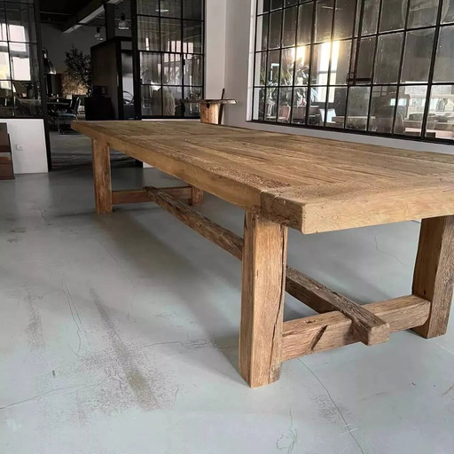 Kingstone Farmhouse Table in Antique Solid Oak - 275 cm long