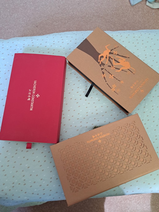Vacheron Constantin luxury gift sets with envelopes and decorative cards