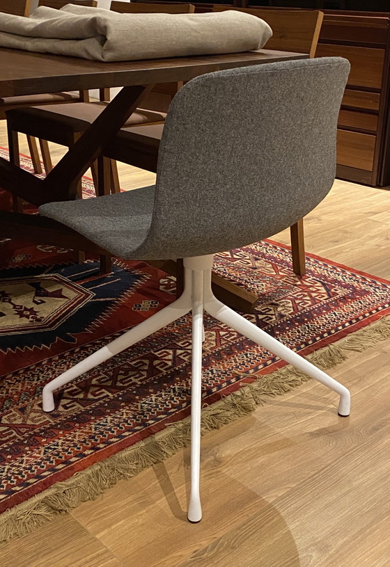 Image 1 of 6 Hay About a Chair AAC11 stoelen grijs ristrutturato