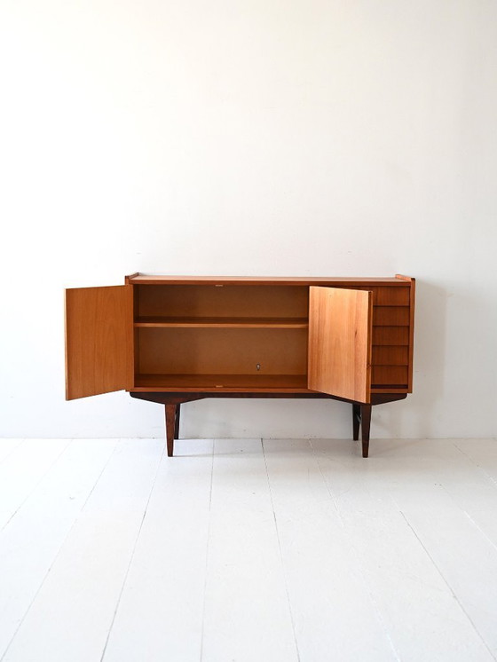 Image 1 of Vintage Scandinavisch teakhouten dressoir met lades met tegelfront, jaren 60